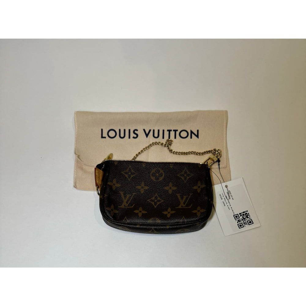 
  
  Louis Vuitton Mini Pochette Accessoires, Monogram
  
